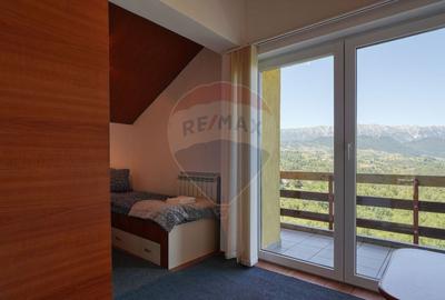 Casă individuală cu 7 camere cu Teren 725 Mp în Drumul Carului - 25