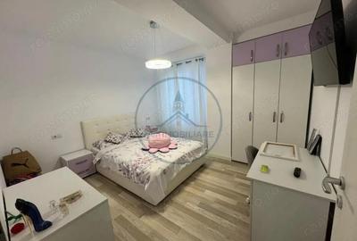 Apartament cu 3 camere decomandat în Calea Moldovei - 12