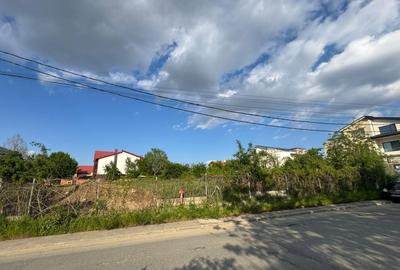 Teren Construcții intravilan de 2140 mp, în Nord