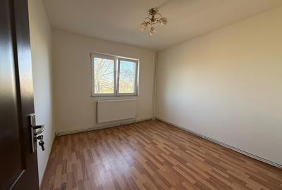 Apartament cu 2 camere semidecomandat în Mircea cel Bătrân - 2