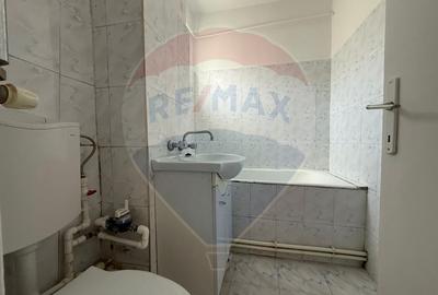 Apartament cu 3 camere de vanzare in zona Casa de Cultura Constanta - 6