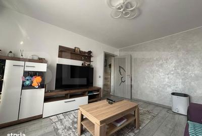 Apartament cu 2 camere semidecomandat în Micro 6 - 8