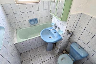 Apartament cu 3 camere decomandat în Micro 16 - 11