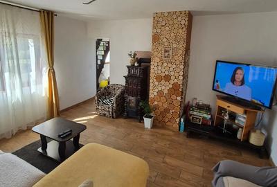 Casă cu 5 camere cu Teren 1578 Mp în Poiana Horea - 6