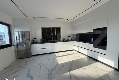 Casă cu 5 camere cu Teren 1500 Mp în Central - 11