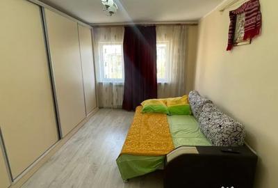 Apartament cu 2 camere decomandat în E3 - 13