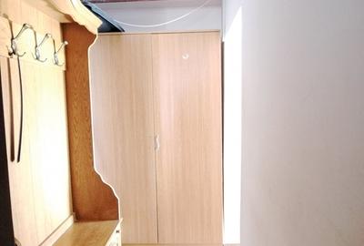 Apartament cu 3 camere semidecomandat în Central - 3