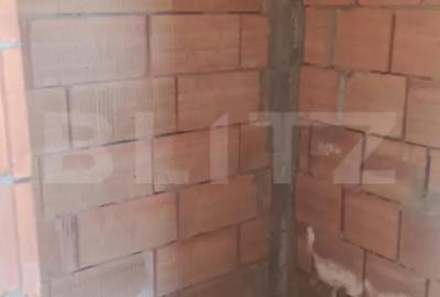 Casă cu 4 camere cu Teren 600 Mp în Dumbrăvioara - 6