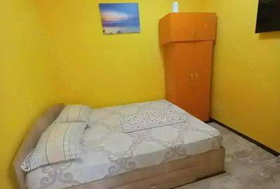 Inchiriez Camera la Curte - 1