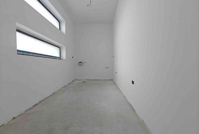 Casă cu 4 camere cu Teren 410 Mp în Central - 14