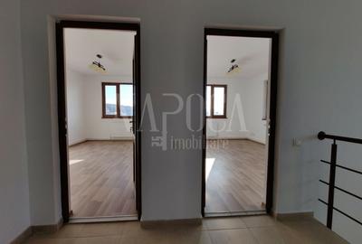 Casă individuală cu 7 camere cu Canalizare în Iris - 4