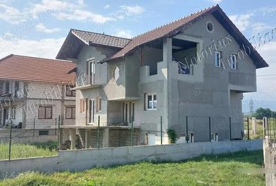 Casă în Central - 8