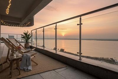 Apartament cu 3 camere semidecomandat, mobilat în Nord