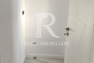 Casă cu 4 camere cu Teren 928 Mp în Sânmartin