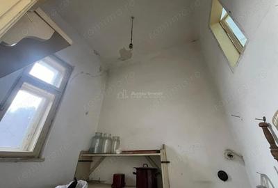 Apartament cu 3 camere nedecomandat în Central - 4