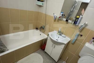 Casă cu 7 camere cu Teren 300 Mp în Titulescu - 17