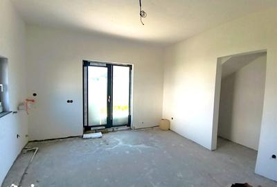 Casă cu 6 camere cu Teren 474 Mp în Șcheia - 14