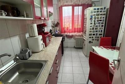 Parcul Voievozilor - etaj intermediar - apartament 3 camere decomandat 72mp - 4