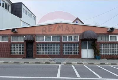 Casă cu 8 camere cu Teren 462 Mp în Central - 1