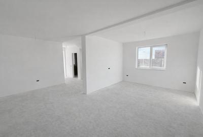 Duplex cu 4 camere cu Canalizare în Săcălaz - 2