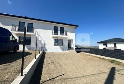 Duplex De Vanzare I Ipotesti, Suceava I Pret: 145.000 € - 2