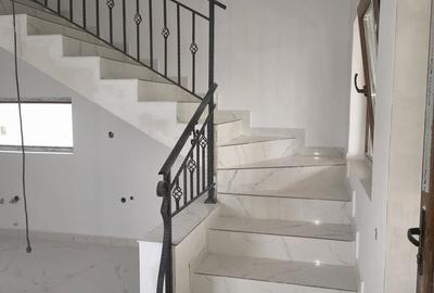 Casă cu 3 camere decomandat în Cornu - 7