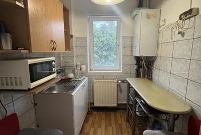 Apartament 3 camere etajul 2 - 2