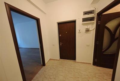 Apartament cu 3 camere decomandat în Magheru