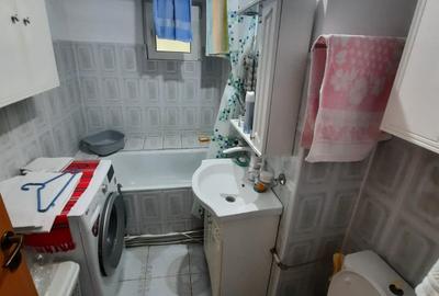 Aprtament cu 2 camere decomandat, etajul 1/4, zona Pacurari Aprtament cu 2 camere decomandat, etajul 1/4, zona Pacurari - 8