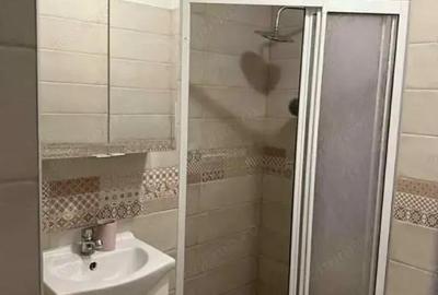 Garsoniera cocheta zona Tractorul-Coresi - 3