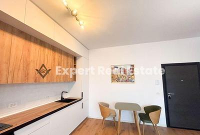 Apartament cu 2 camere semidecomandat în Tunari