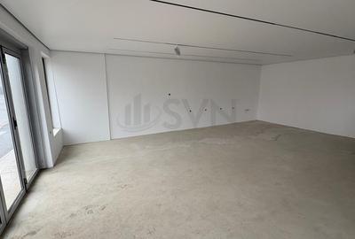 Birou, de 125 mp, în Central