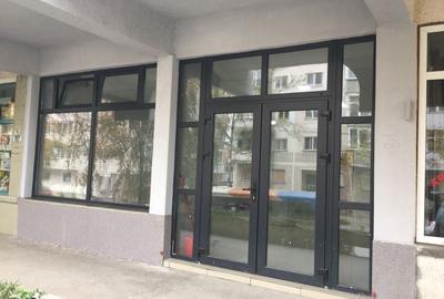 Spațiu comercial, de 70 mp, în Central - 7