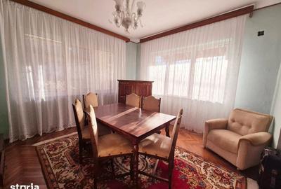 Casă cu 5 camere cu Teren 3581 Mp în Central - 6