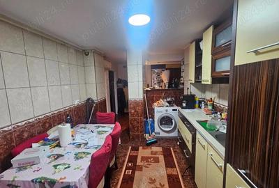 Apartament cu 3 camere de vanzare in Curtea de Arge?. - 2