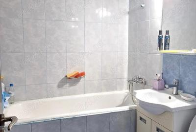 2 camere decomandat , zona Pizza Marina - 11