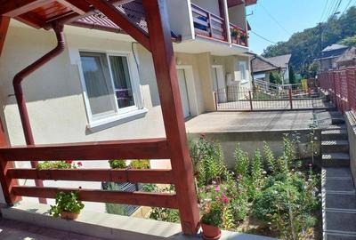 Casă cu 8 camere cu Teren 731 Mp în Mediaș - 7