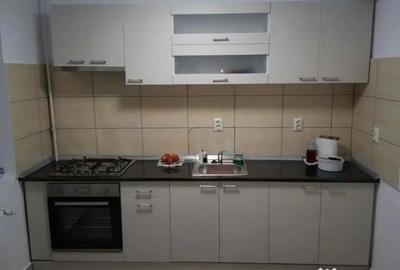 Apartament cu 4 camere decomandat în Tohanu Nou - 2