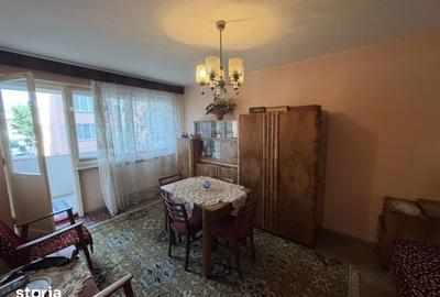 Apartament cu 3 camere în Micro 14 - 4