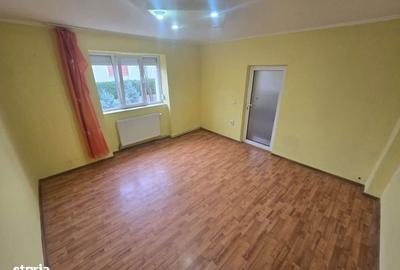 Casă cu 2 camere cu Teren 2 Mp în Central - 1