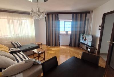 Apartament 4 camere de inchiriat langa metrou Stefan cel Mare - 1