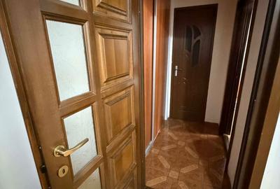 Apartament cu 2 camere semidecomandat în Micro 3 - 6