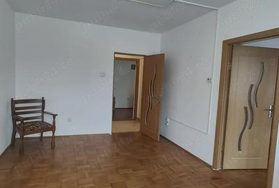 Vand apartament 3 camere in Hunedoara, zona Micro1-Parc Corvin, et.2 - 6