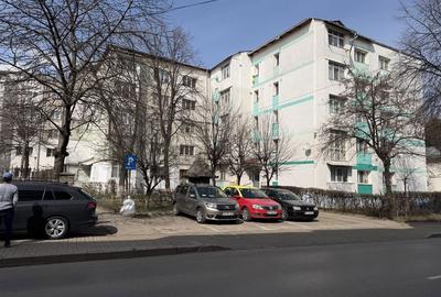 Apartament cu 2 camere decomandat în Central - 2