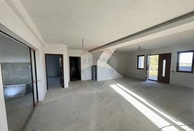 Casa / Vila in Tifesti - 6