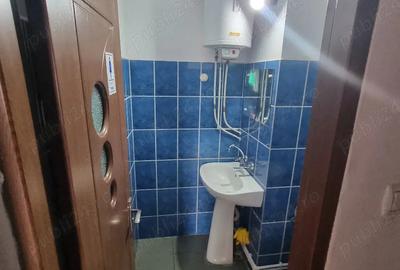 Spațiu comercial, de 71 mp, în Central - 3