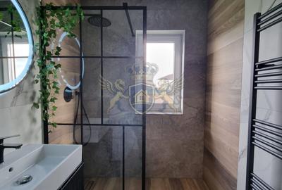 Apartament cu 3 camere decomandat în 13 Decembrie - 4