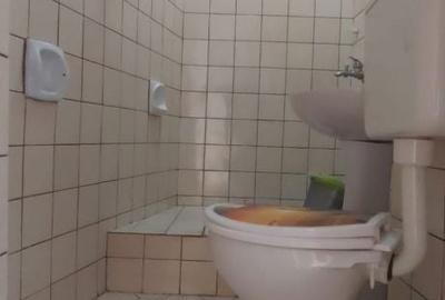 Spațiu comercial, de 319 mp, în Central - 8