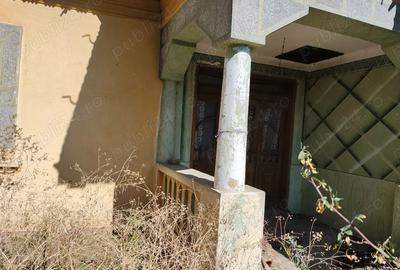 Casa de vanzare +loc +anexe - 6