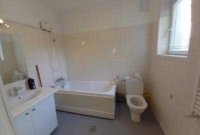 Apartament cu 3 camere semidecomandat, mobilat în Unirii - 8